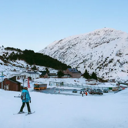 ホテル Alto Aragon 3*