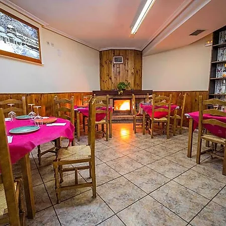 Alto Aragon Hotel Villanua
